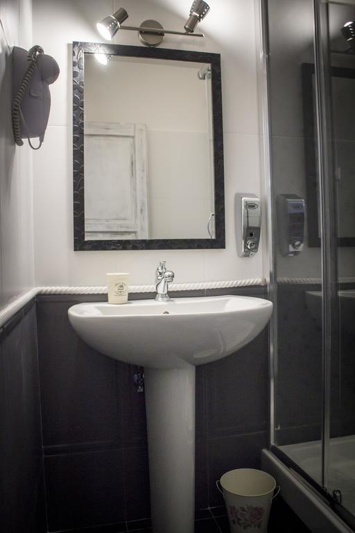 Triple Room City View,162204579:JPEG
